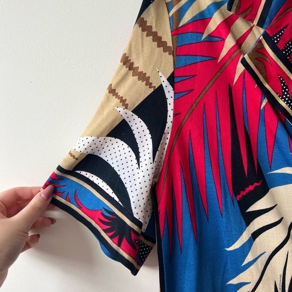 Neiman Marcus Red/Blue Midi Short Sleeve Shirt Dress - Picture 4 of 9